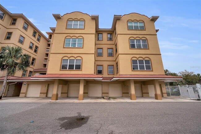 Foto del edificio - 606 Wells Ct