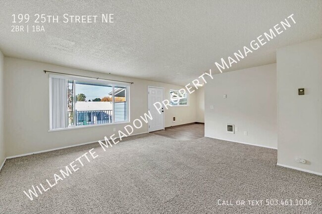 Building Photo - Spacious 2-Bedroom Apartment with Washer/D...