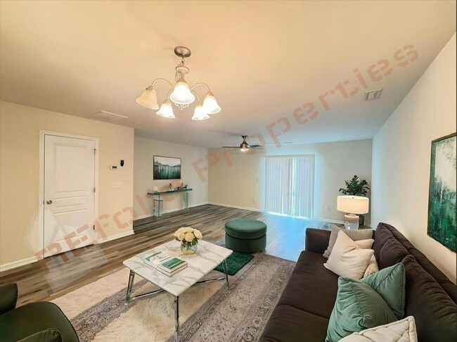 Foto del edificio - 3900 Swinton St