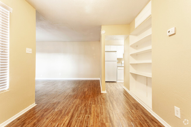 Dining Room with Built in Bookshelves - Tidwell Park