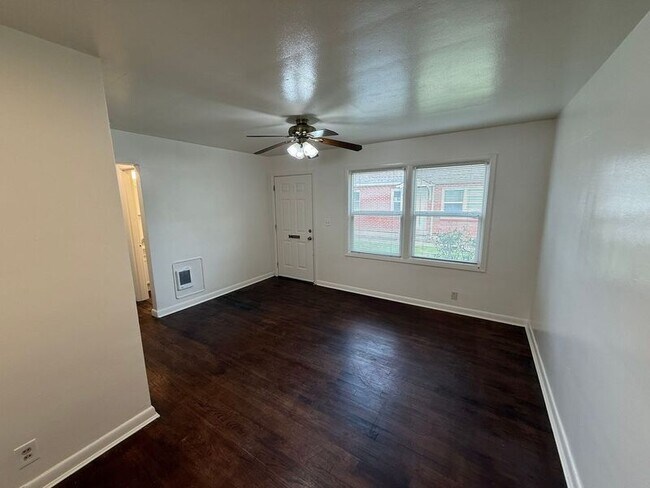 Foto del edificio - 392 17th St SE