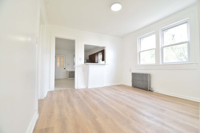 Foto del edificio - 76 Murray Ave