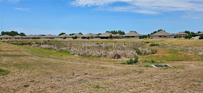 Foto del edificio - 13475 Crest Lake Dr