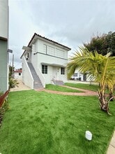 Building Photo - 711 SW 11th St