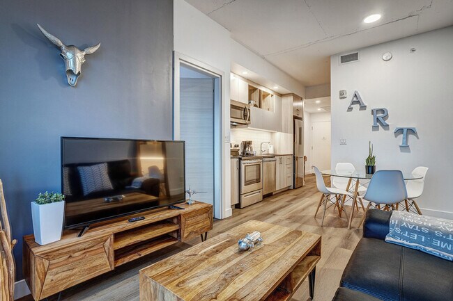 Building Photo - 2100 Rue de Bleury