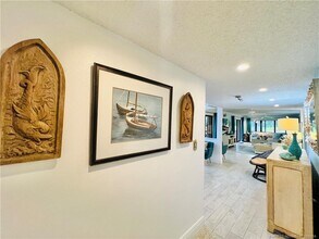 Building Photo - 10044 S Ocean Dr