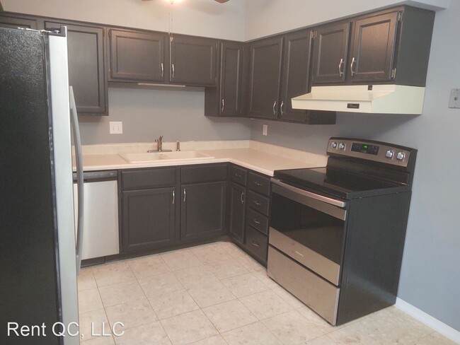 Building Photo - 2 br, 2 bath House - 5102 25th Ave Ct # 301