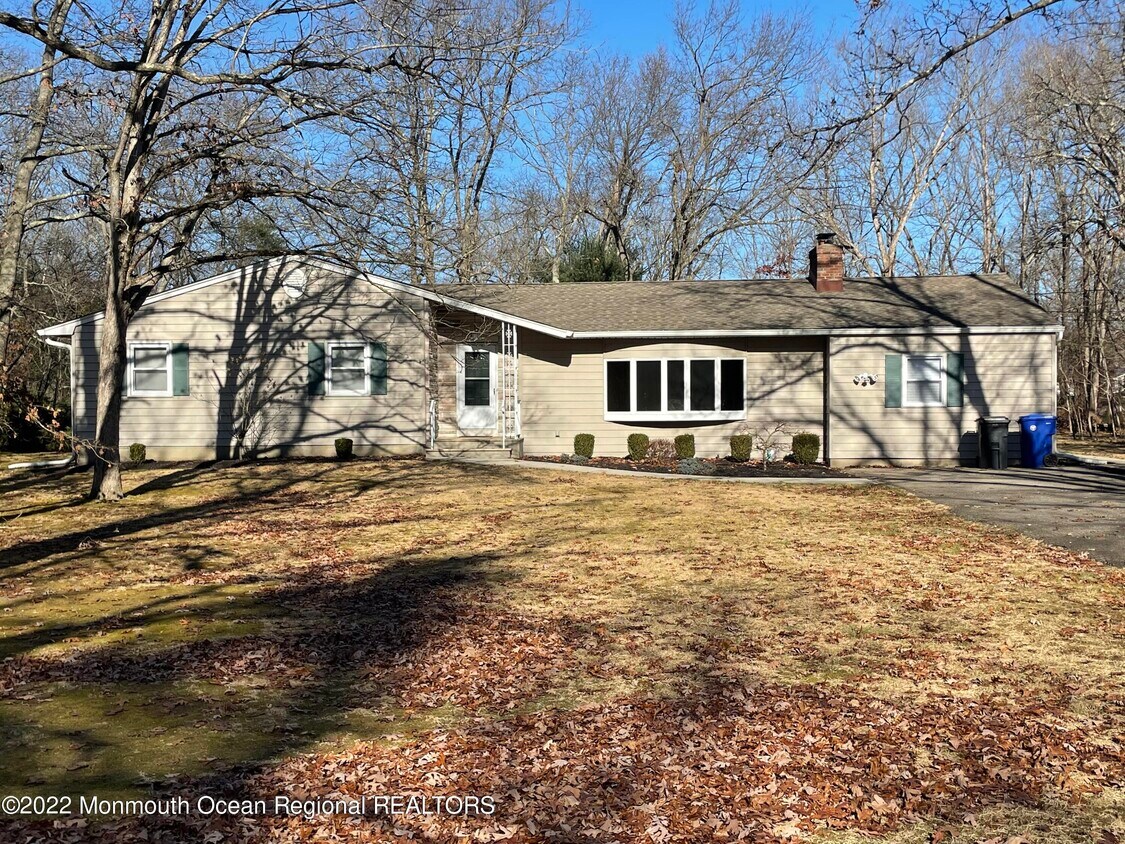 1176 Hickory St, Toms River, NJ 08755 House for Rent in Toms River