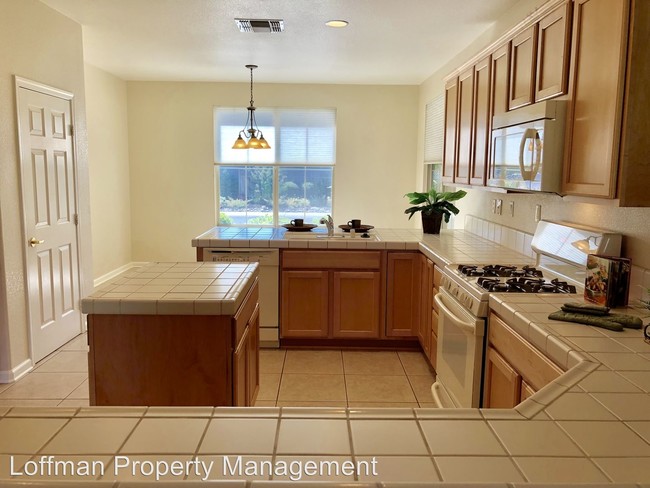 Foto del edificio - 2 br, 2 bath House - 865 Northfield Lane