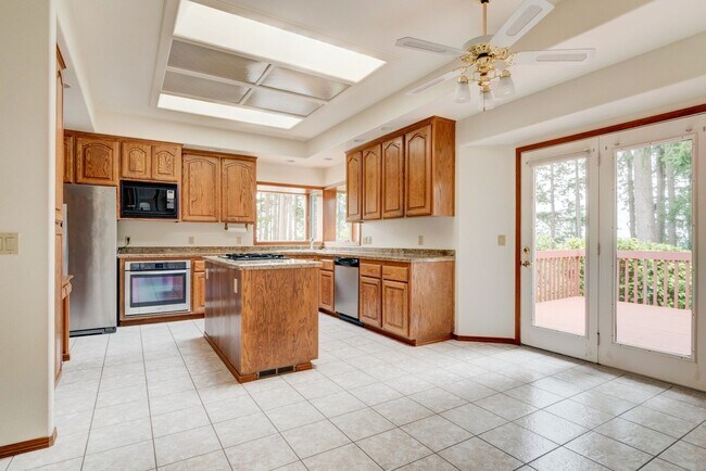 Foto del edificio - Charming Three Bedroom+ Home in Eagle Vist...