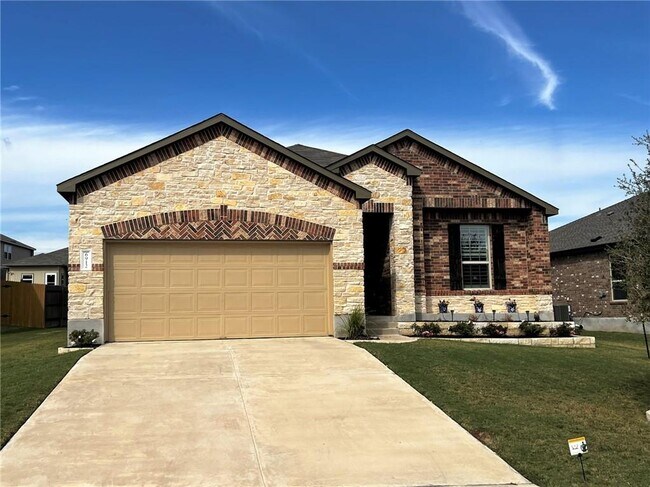 Building Photo - 6912 Midlothian Dr