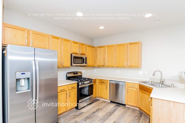 Foto del edificio - 6332 Sun Briar Ct