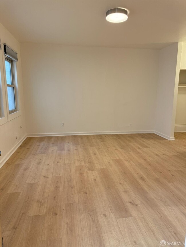 Building Photo - 1122 Sutter St