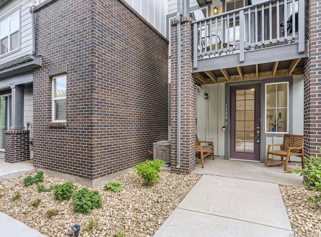 Photo - 1320 Hoyt St Townhome
