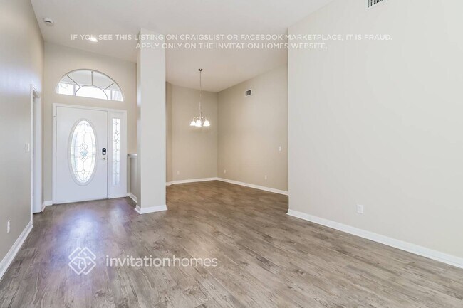 Foto del edificio - 389 Wood Bridge Ave