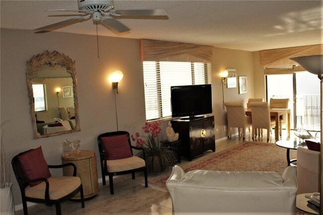 Foto del edificio - 1480 Gulf Blvd
