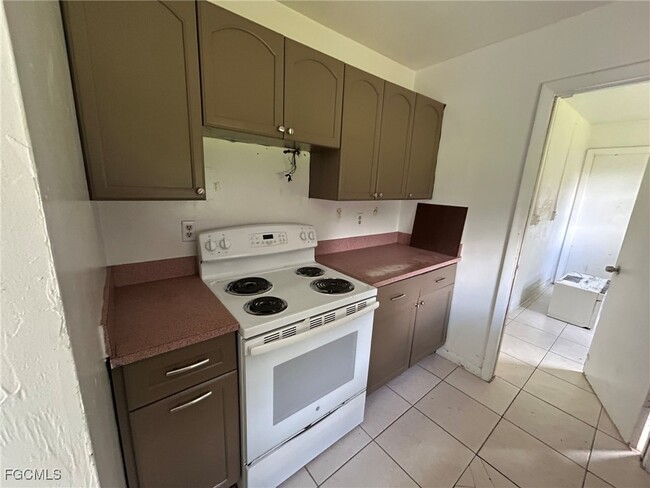 Foto del edificio - 13432 First St