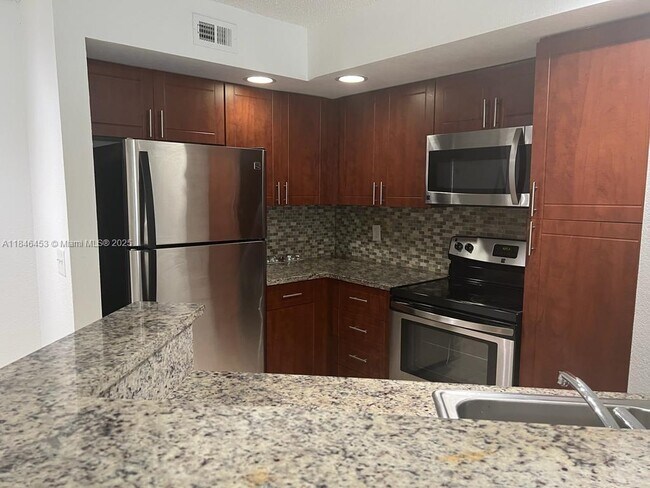 Foto del edificio - 13060 Vista Isles Dr