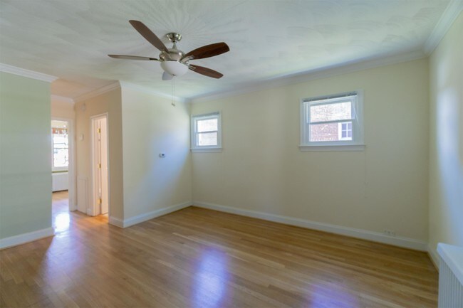 Foto del edificio - 811 Taylor St NE