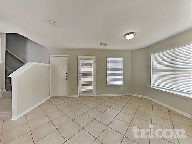 Foto del edificio - 415 Remington Creek Dr