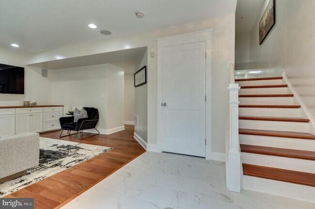 Foto del edificio - 820 W Glebe Rd