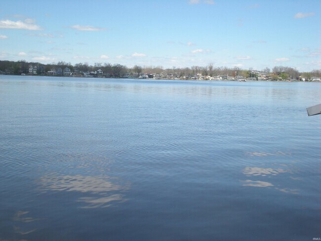 Foto del edificio - 520 Ln 150H Hamilton Lake