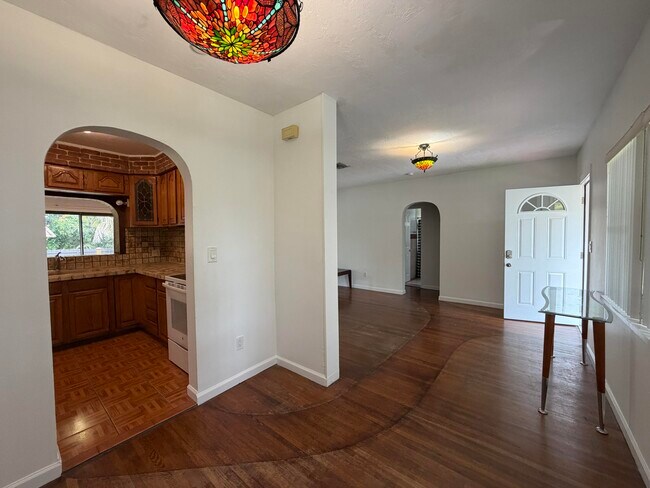 Foto del edificio - 14131 NW 3rd Ave