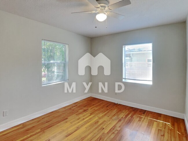 Building Photo - 5047 2nd Ave N