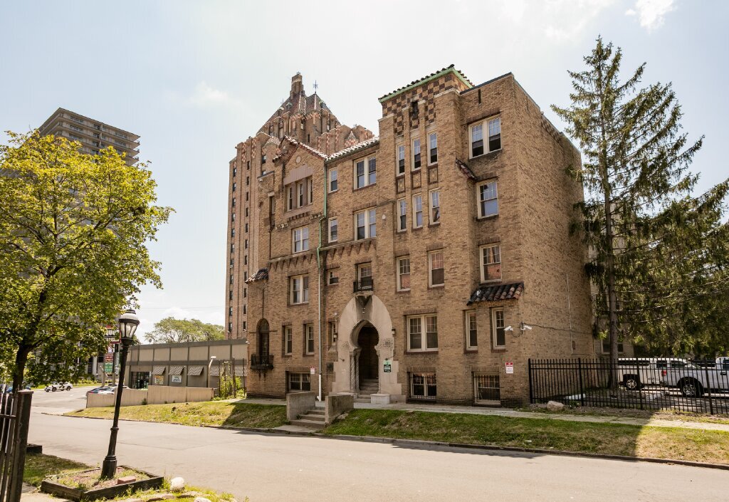 Primary Photo - 1141 Holcomb St