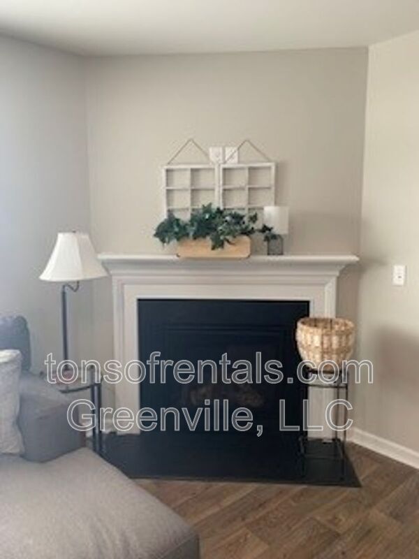 Building Photo - 304 Millen Dr