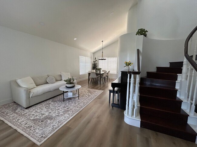 Foto del edificio - 44125 Northgate Ave