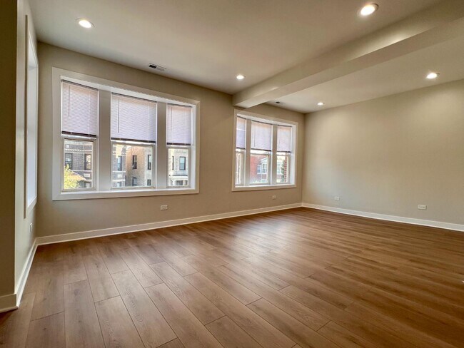 Foto del edificio - 3236 W Cortez St