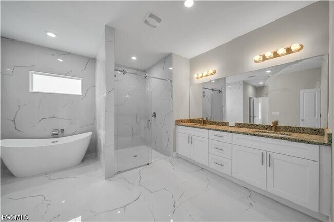 Foto del edificio - 543 McArthur Blvd