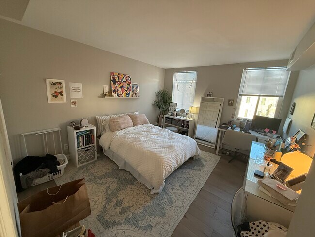 Foto del edificio - 1700 17th St NW