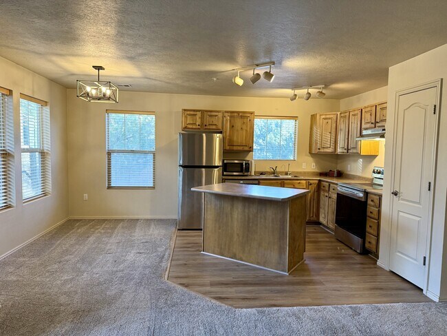 Foto del edificio - 1820 Fox Bay Dr