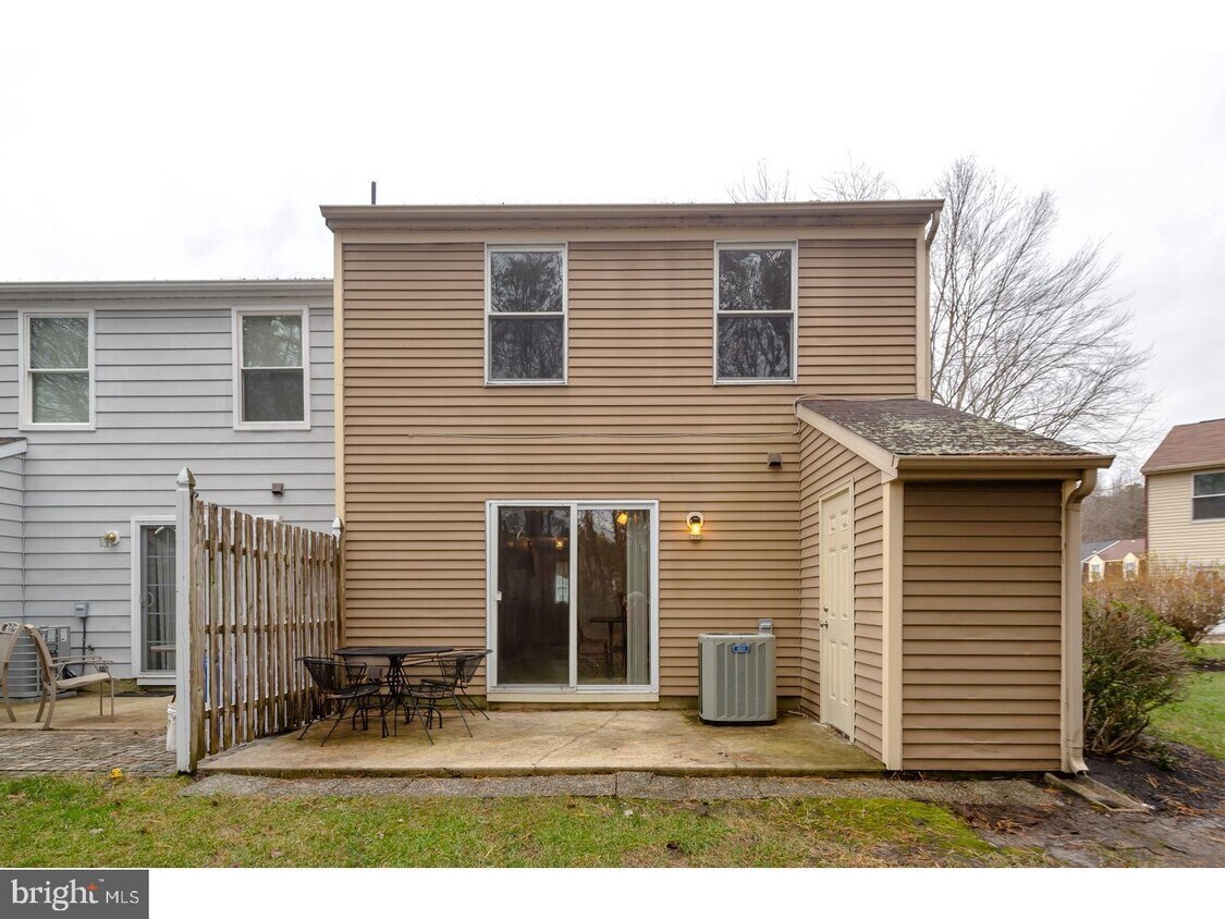 34 Forestview Ct, Evesham, NJ 08053 Townhome Rentals in Evesham NJ