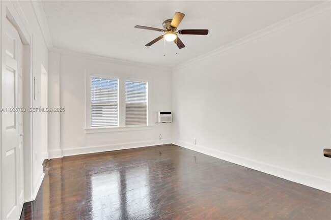 Building Photo - 1611 Michigan Ave