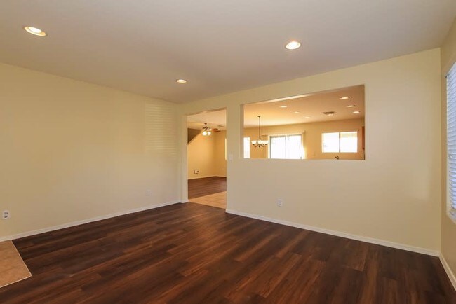 Foto del edificio - 13894 N 162nd Ln