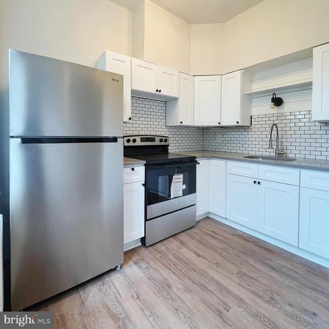 Building Photo - 408 W Olney Ave