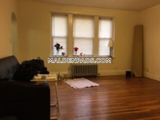 Primary Photo - 349 Pleasant St