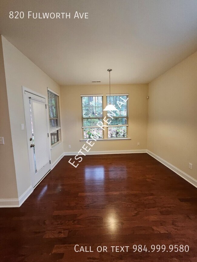 Foto del edificio - 820 Fulworth Ave