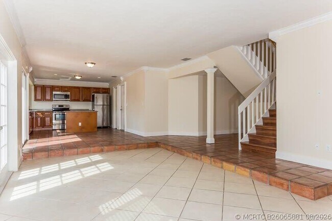 Foto del edificio - 6150 Leslie St