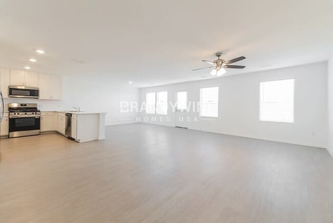 Foto del edificio - 260 Backcountry Dr