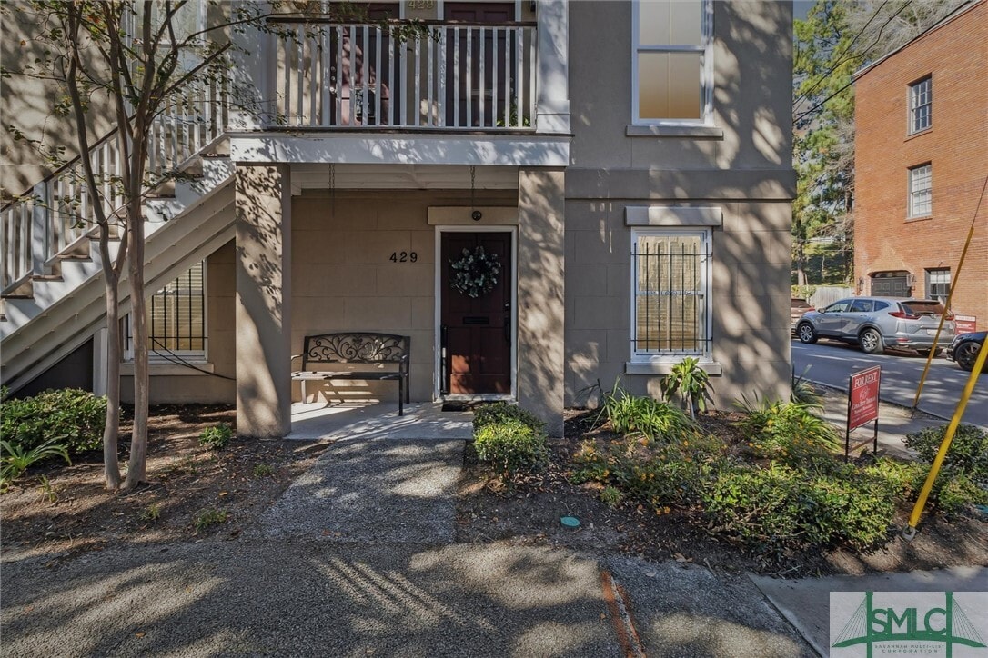 429 Montgomery St, Savannah, GA 31401 Condo for Rent in Savannah, GA
