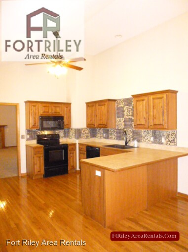 Building Photo - 4 br, 3 bath House - 1911 Katie Rose Trail