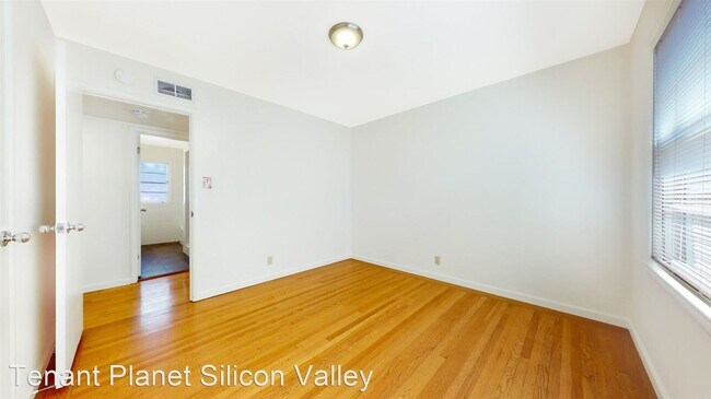 Building Photo - 3 br, 1.5 bath House - 1810 Jefferson Avenue