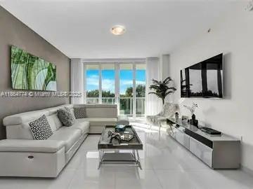 Building Photo - 7875 NW 107th Ave