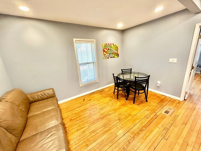 Photo - Varsity Management Apartment