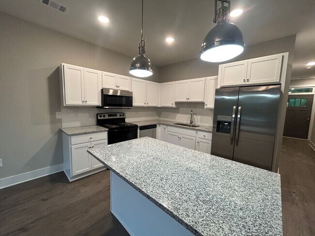 Building Photo - NEWLY CONSTRUCTED HOME PRE-LEASING FOR AUG...