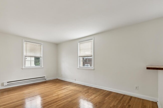 Photo - 2331 Haverford Rd Apartment